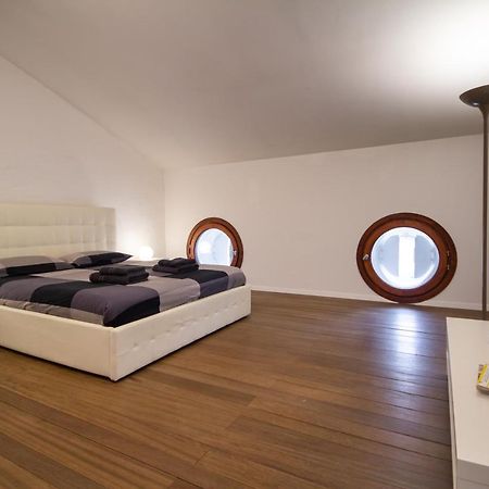 Attic Floor Venice Apartment Mestre Bagian luar foto